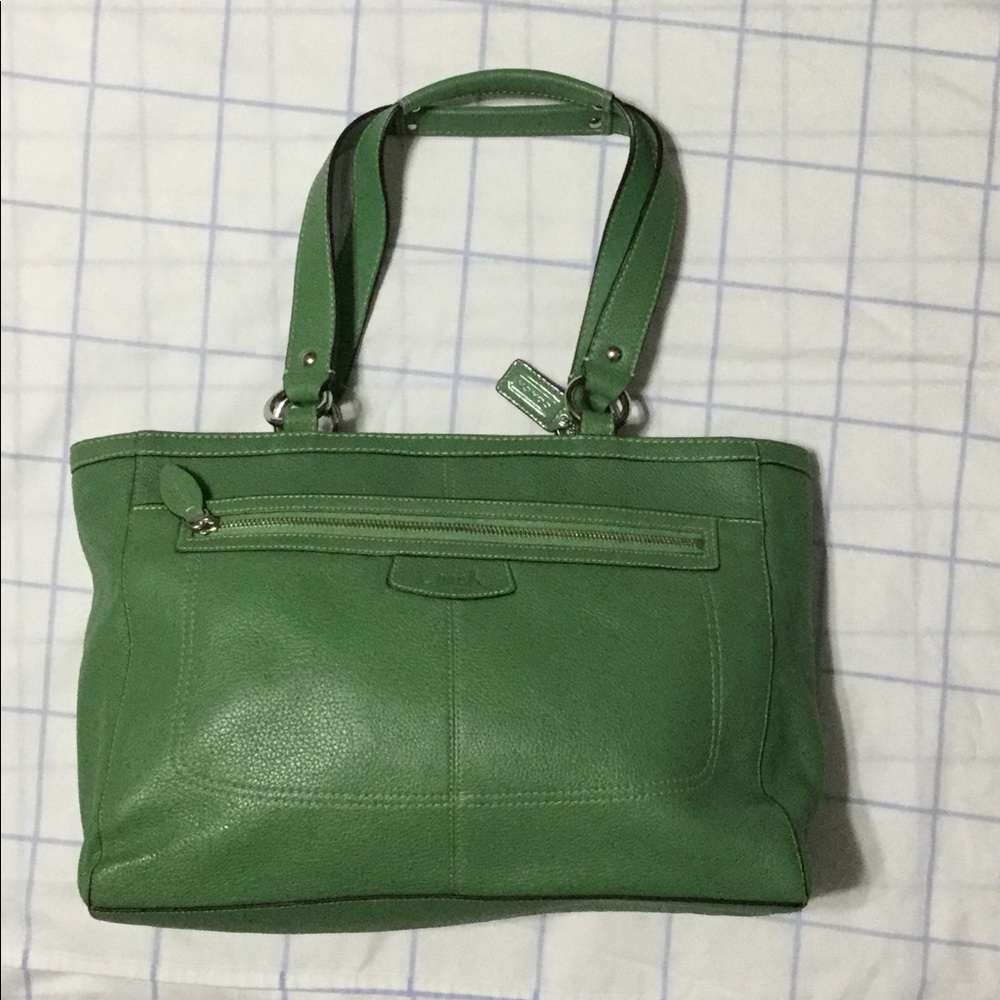 Coach purse/bag EUC lime green